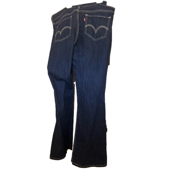 518 Superlow Levis - Picture 2 of 7